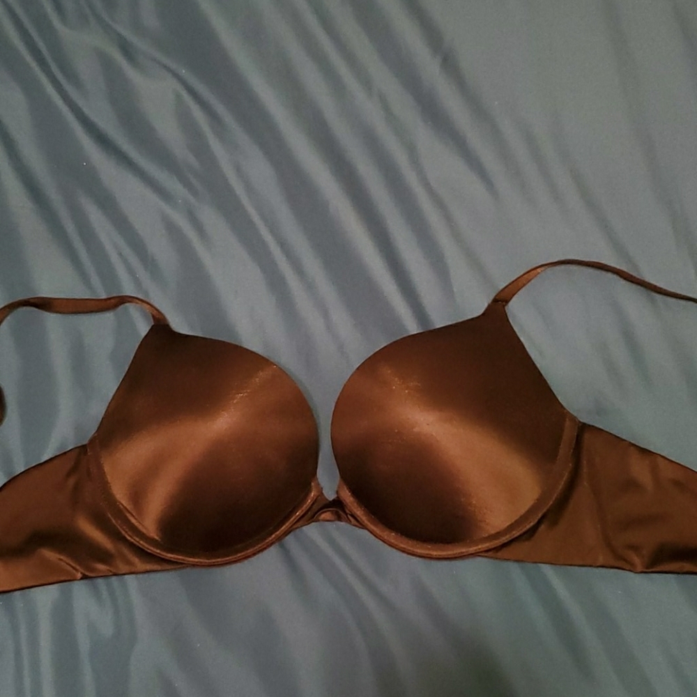 Victoria's Secret Very Sexy 32D Push-up Bra